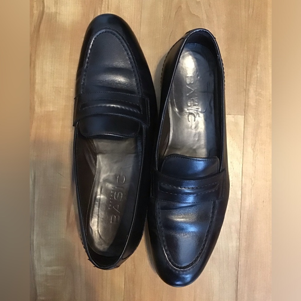 A. Testoni Basic Loafers - image 5